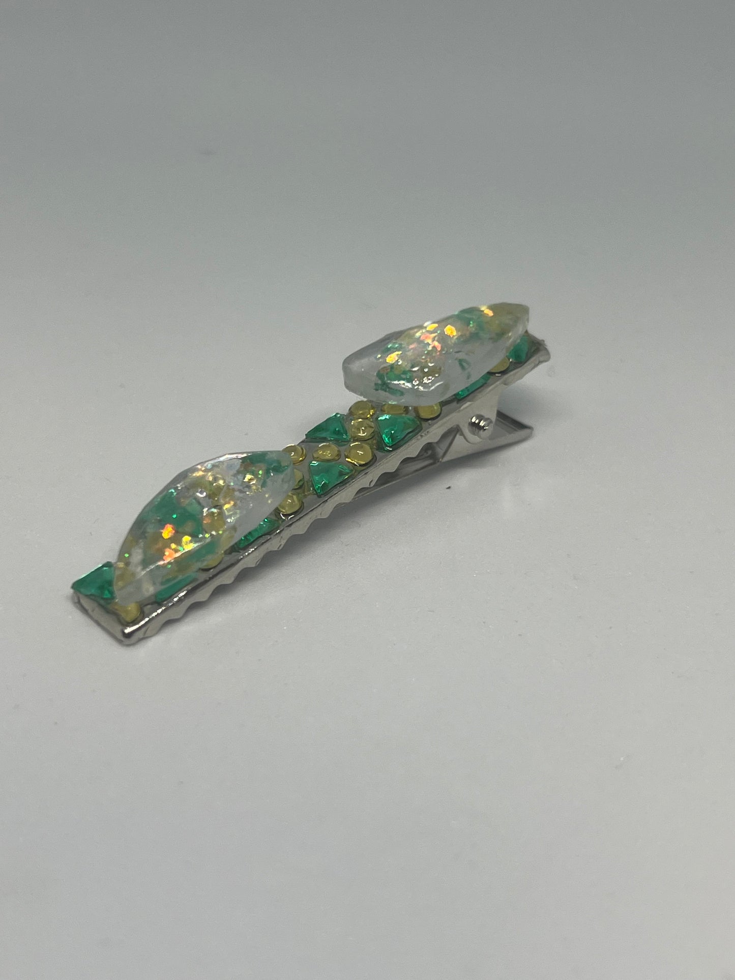 キラキラピン留め