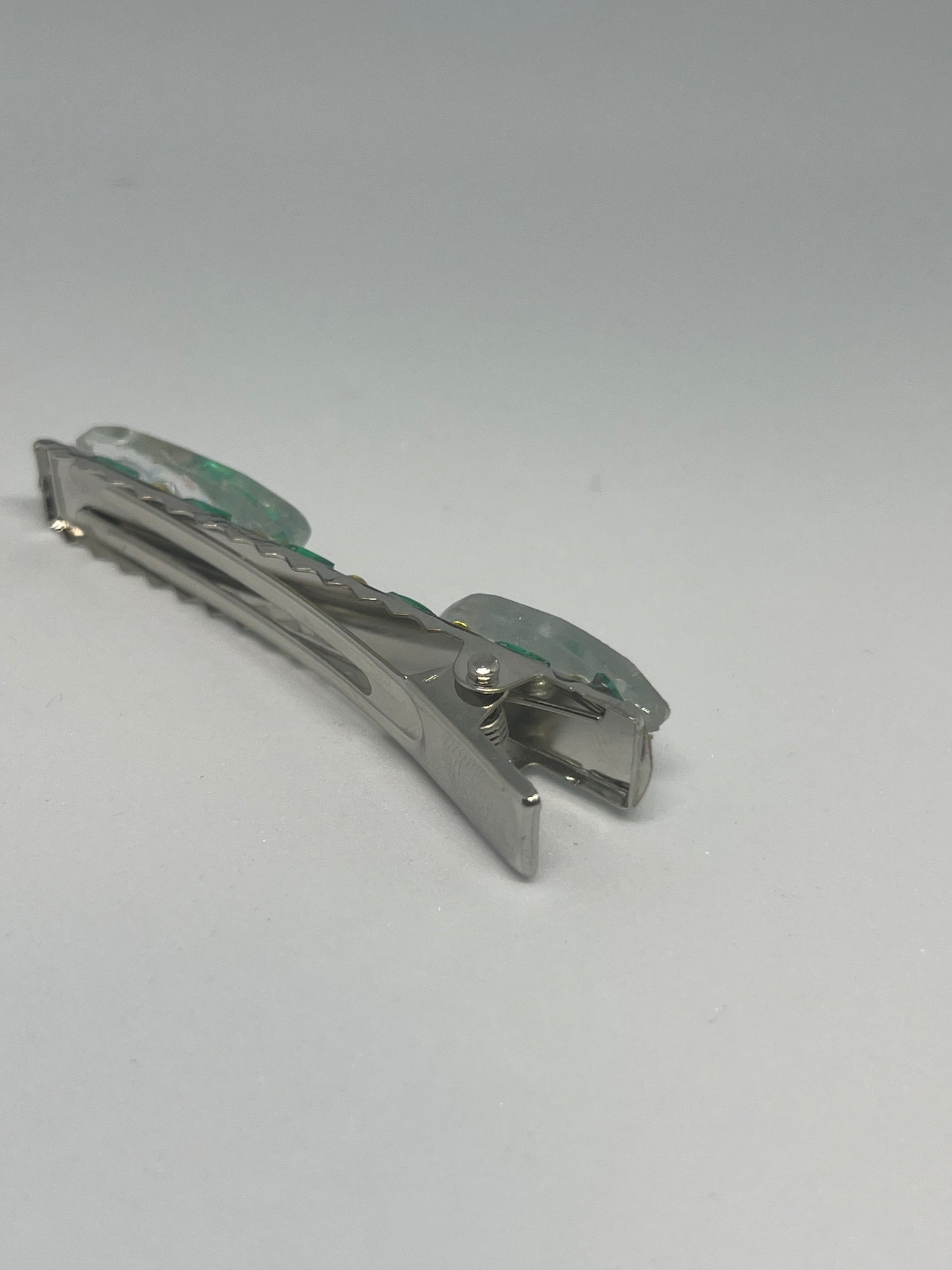 キラキラピン留め